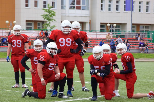 May 23, 2015 / Troitsk, Moscow Region, Russia / Vityaz defense on the injury timout / © First&Goal (firstandgoal.ru) / Viet Nguen