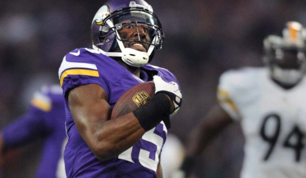 Vikings wide receiver Greg Jennings runs toward the end zone after for a 70 yard pass reception in the first quarter against Pittsburgh at Wembley Stadium in London, England, Sunday, September 29, 2013. (Pioneer Press: Chris Polydoroff)