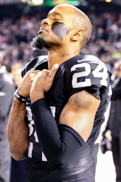 tempRaidersvsChargers_12_24_15_GameAction_23_resize--nfl_mezz_1280_1024