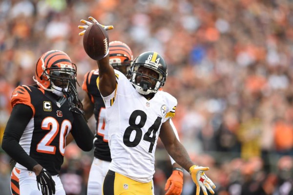 tempBrownA03_at_Cincinnati_12132015--nfl_mezz_1280_1024