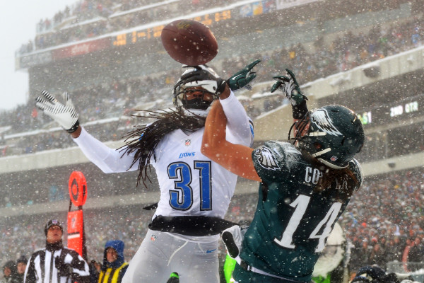 PHILADELPHIA, PA - DECEMBER 08: Rashean Mathis #31 of the Detroit Lions breaks up a pass intended for Riley Cooper #14 of the Philadelphia Eagles at Lincoln Financial Field on December 8, 2013 in Philadelphia, Pennsylvania. The Eagles won 34-20. (Photo by Drew Hallowell/Philadelphia Eagles/Getty Images)