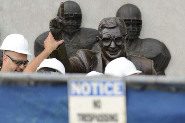 paterno-statue-removal1