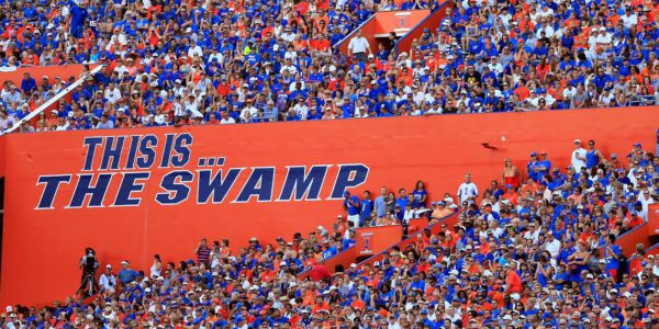high-school-football-player-commits-to-florida-gators-finds-out-he-was-tricked-by-someone-pretending-to-be-the-coach