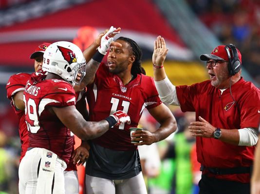 636082879510204302-cardinals-celebrate